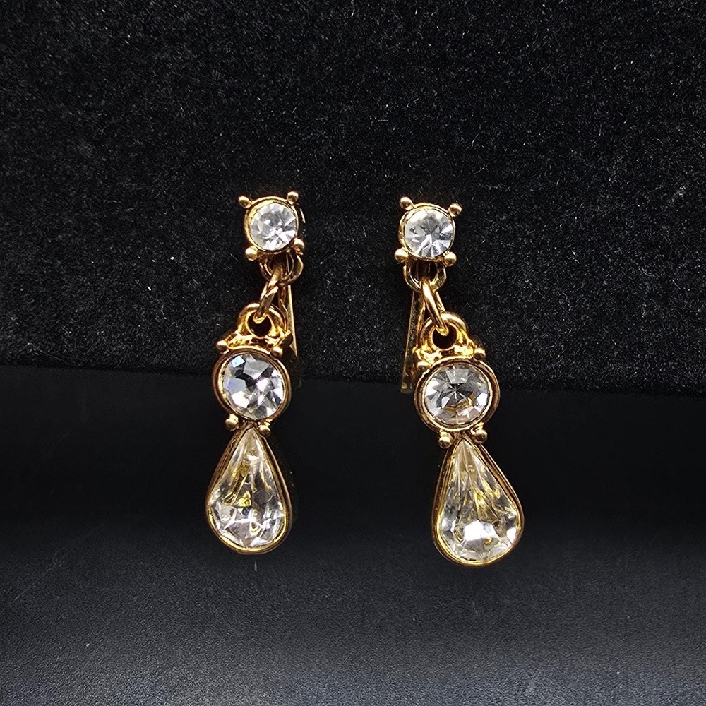 Vintage Avon Clear Rhinestone Dangle Earrings Clip On Classic Timeless